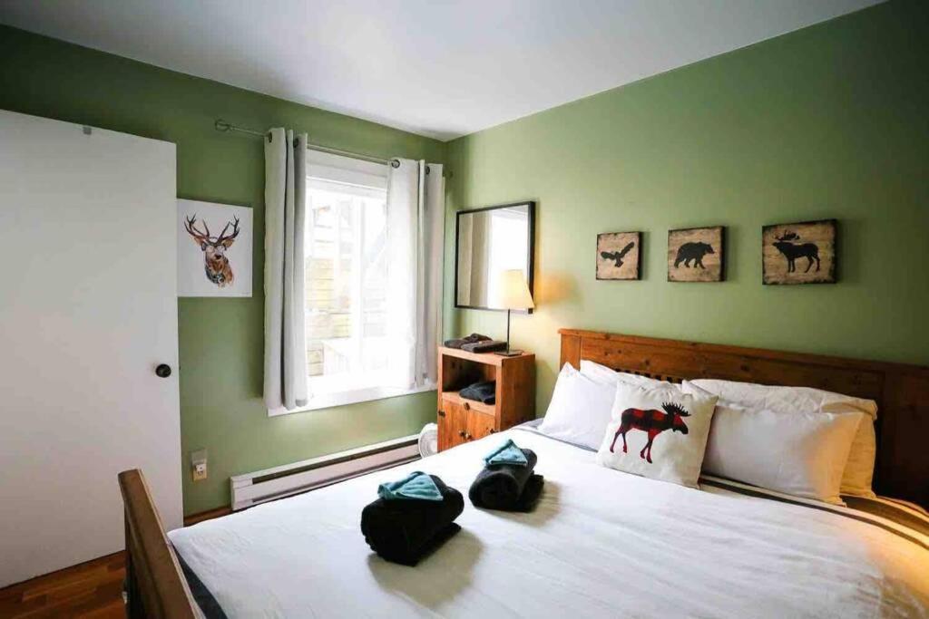 Appartamento The Mountainside By Escapades Tremblant Mont-Tremblant Esterno foto