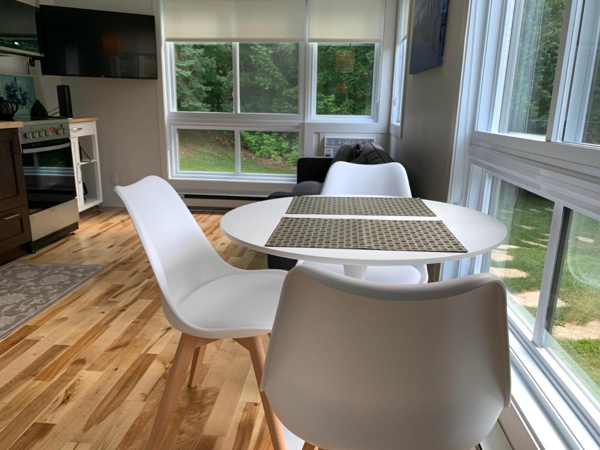 Appartamento The Mountainside By Escapades Tremblant Mont-Tremblant Esterno foto
