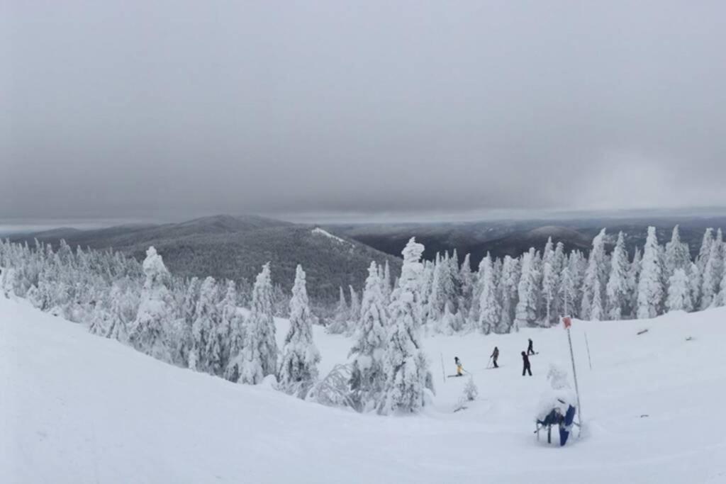 Appartamento The Mountainside By Escapades Tremblant Mont-Tremblant Esterno foto